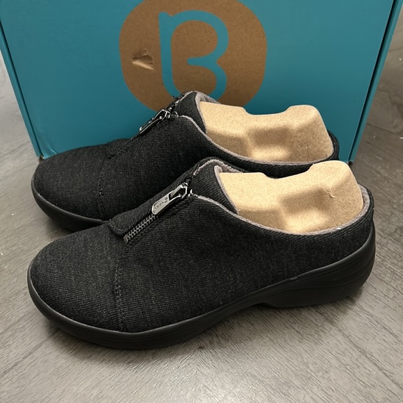 Bzees Easy Going Mule - Picture 5 of 8